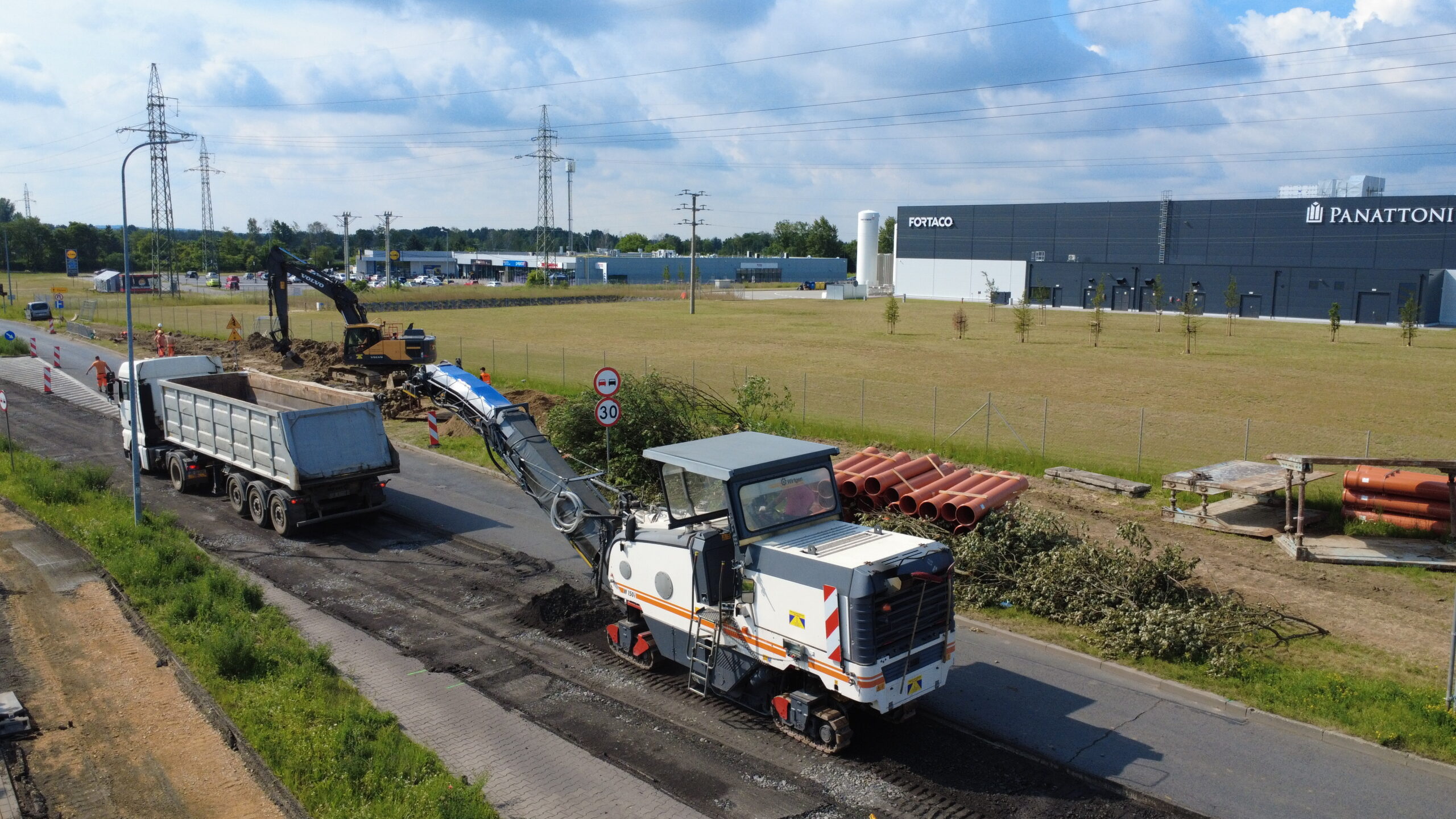 Frezowanie gliwice, Frezarka na wynajem śląsk , frezowanie nawierzchni asfaltowych w gliwice ,