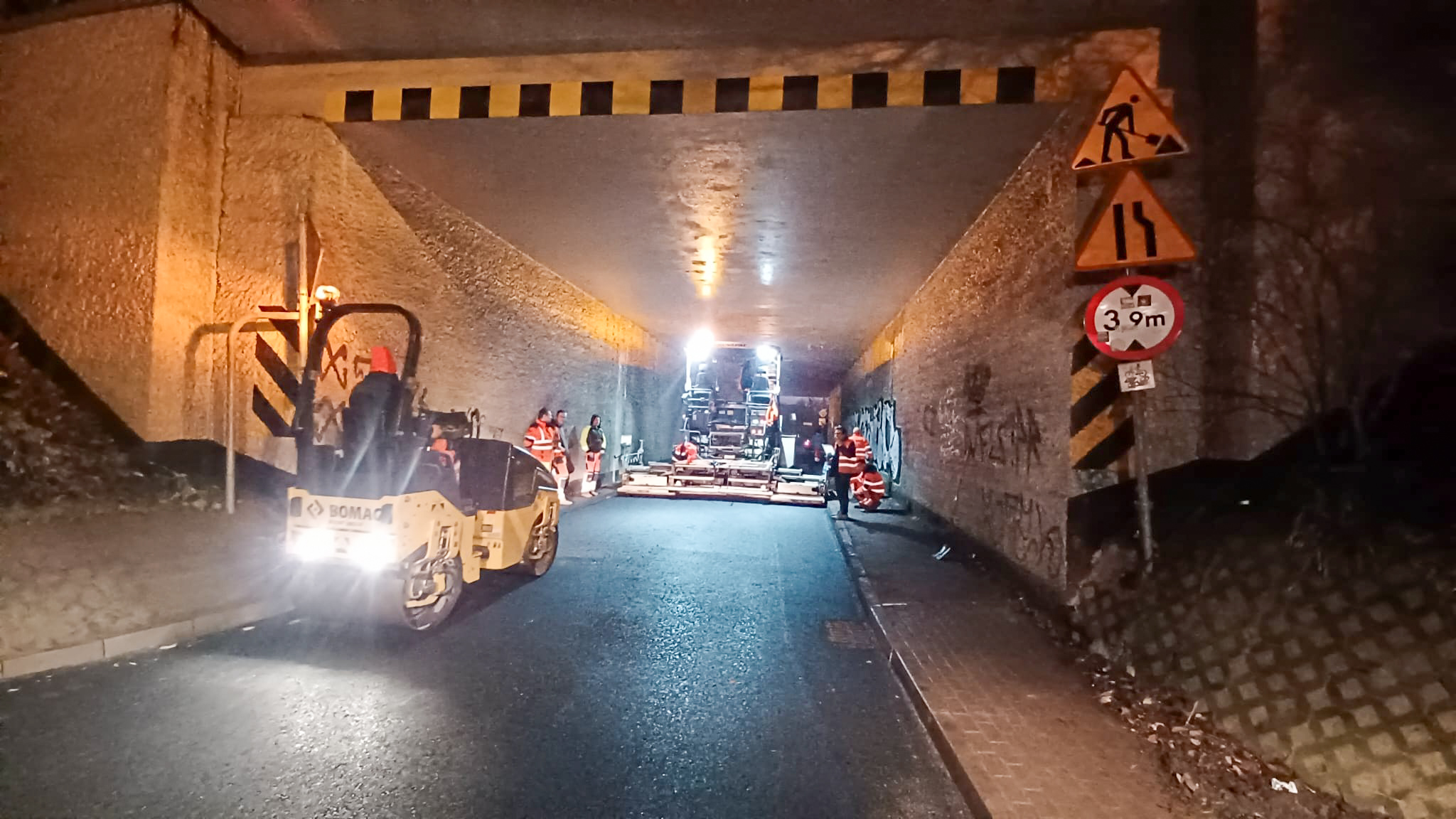 Budowa i asfaltowanie dróg gliwice, firmy budujace dogi gliwice, zabrze , tychy , sosnowiec